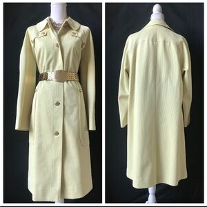 Vintage 1970s Misty Harbor “Any Weather” Ivory Coat (Raschel Knit)